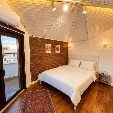 Nu 9 Unique Design, Private Terrace, Galata Apartment Istanbul